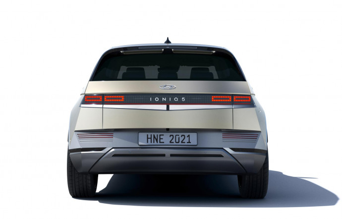 hyundai-ioniq-5-nouvelle-voiture-suv-compact-2021-insert-06