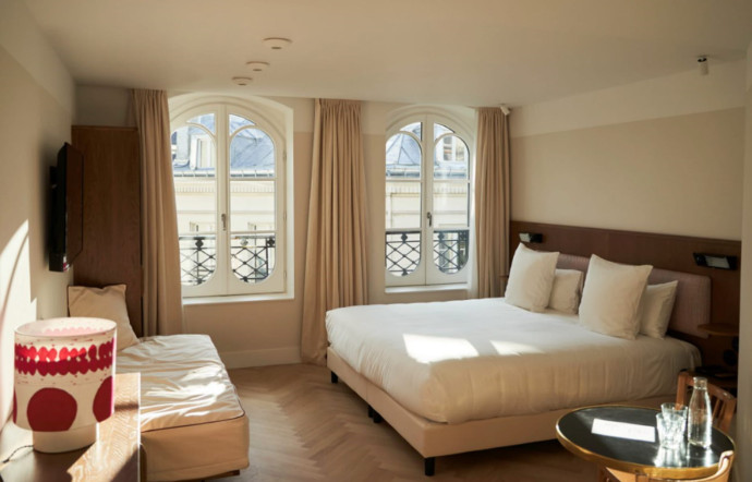 2, place du Caire, Paris 2e. Tél. +33 (0)1 86 54 12 12. Hoteldusentier.com
