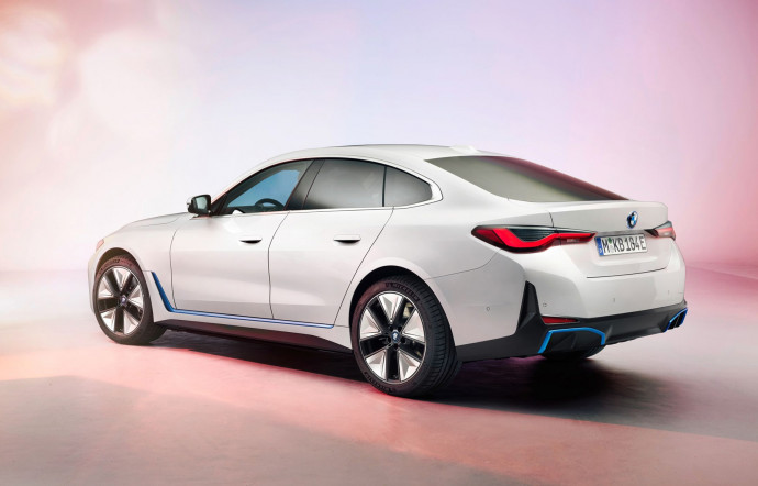 bmw-i4-voiture-electrique-gran-coupe-insert-03