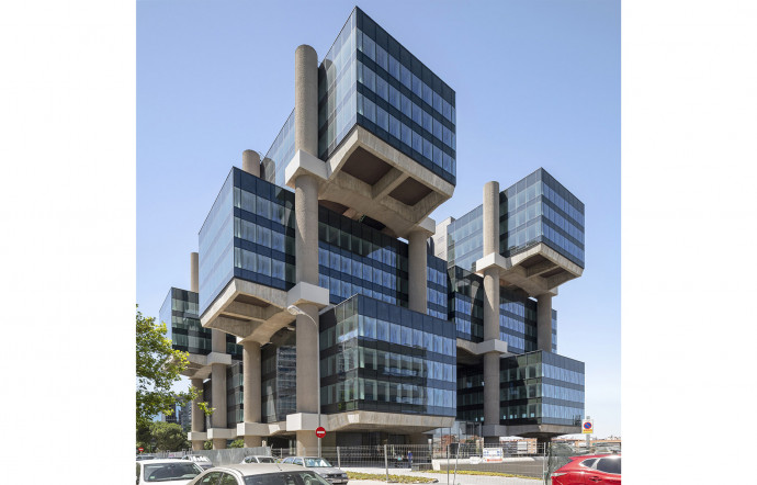 photo-architecture-brutaliste-brutalisme-photographie-madrid-roberto-conte-insert-09