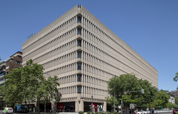 photo-architecture-brutaliste-brutalisme-photographie-madrid-roberto-conte-insert-10