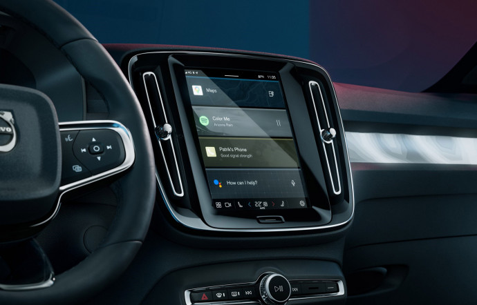 volvo-c40-recharge-voiture-electrique-suv-insert-06