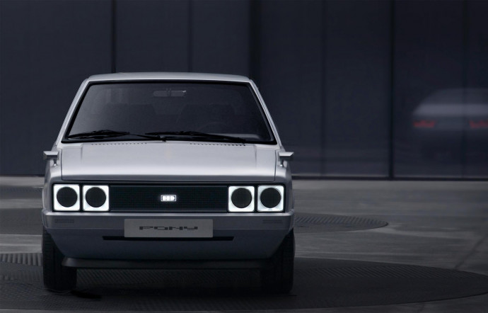 hyundai-pony-restomod-concept-2021-insert-01