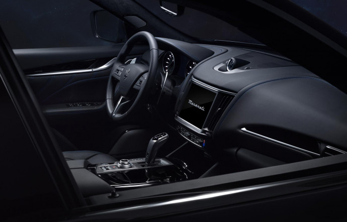 maserati-levante-hybrid-voiture-electrique-insert-05