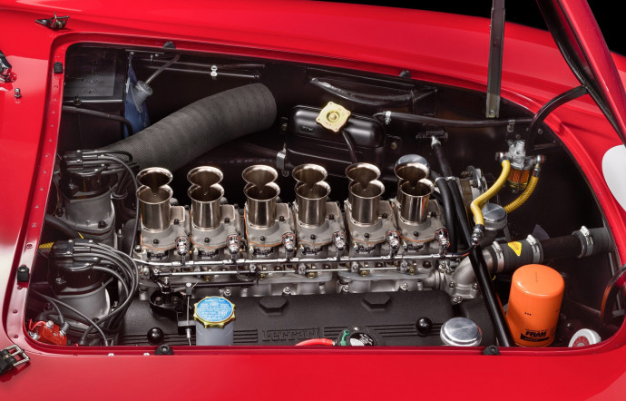 ferrari-330-lmb-recreation-auto-classique-voiture-collection-bell-sport-classic-insert-08