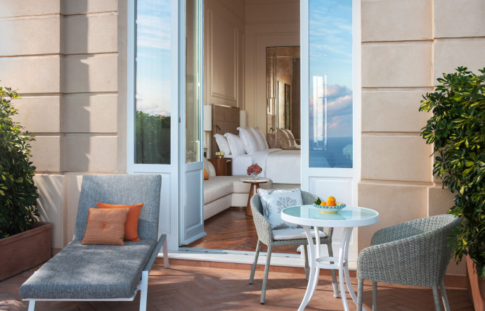 four-seasons-redonne-vie-au-legendaire-san-domenico-palace-sicile-italie-taormine-insert-08