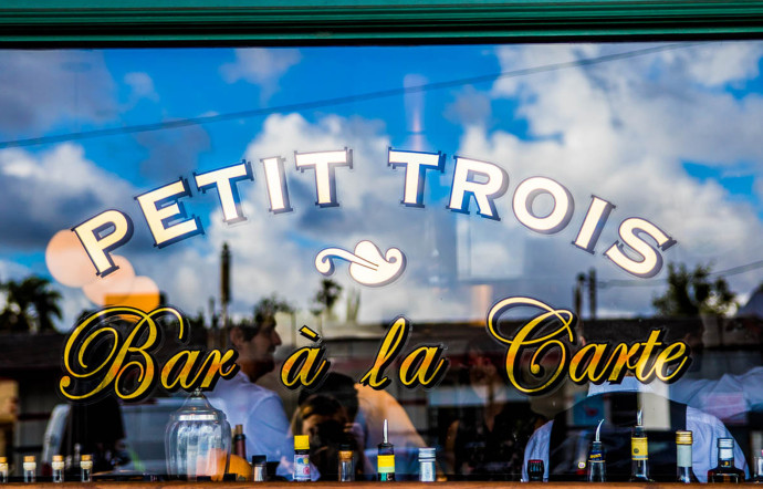 Petit Trois : 718 N Highland Avenue, Los Angeles. Tél. +1 (323) 468-8916. www.petittrois.com