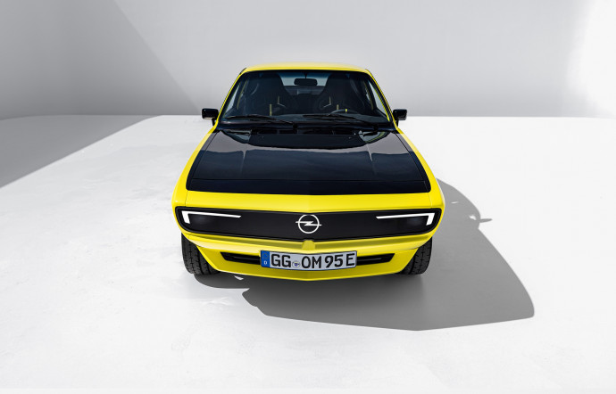 opel-manta-gse-elektromod-voiture-electrique-concept-car-neo-retro-restomod-insert-04