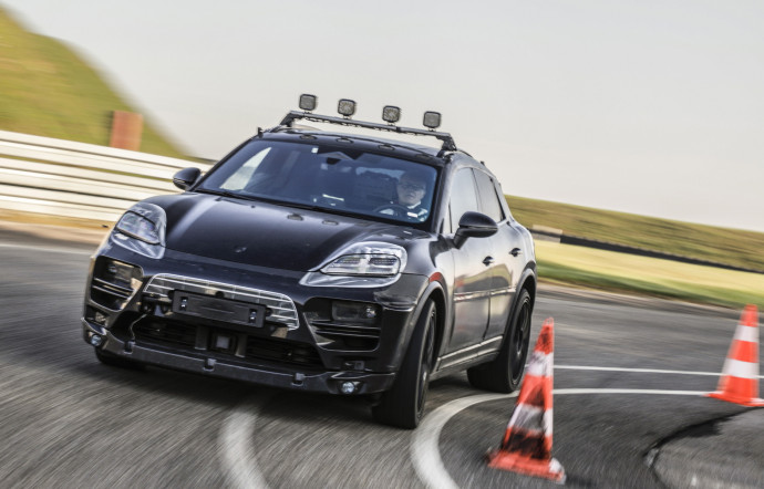 porsche-macan-electrique-suv-voiture-insert-03