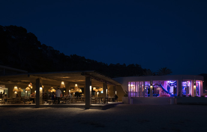 El Silencio, à Ibiza sur la plage de Cala Moli.