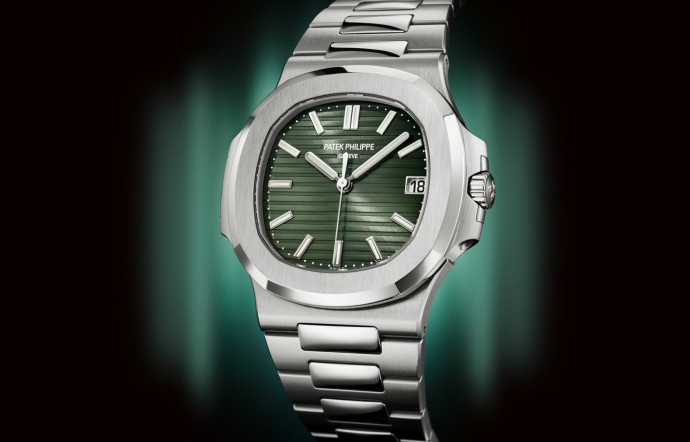 La Patek Philippe Nautilus 5711/1A-014 et son cadran vert olive, une couleur inédite pour la montre culte de la manufacture suisse.