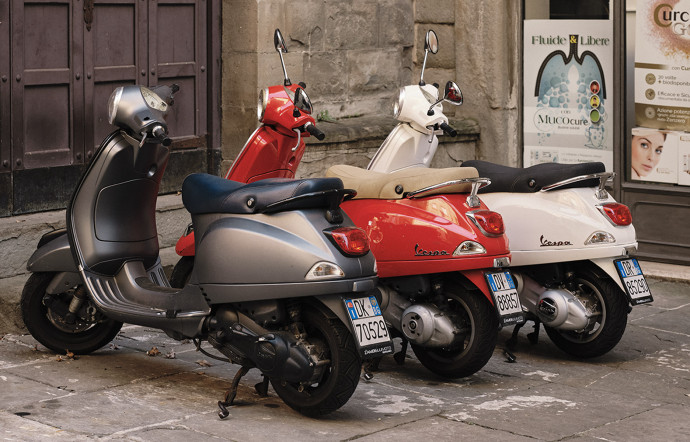 Visiter Bergame au guidon d’une Vespa, pour une virée à l’italienne.