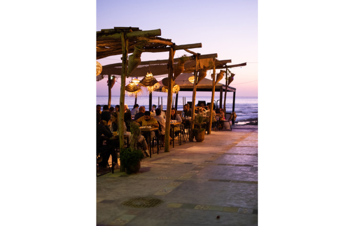 wow-surfhouse.com