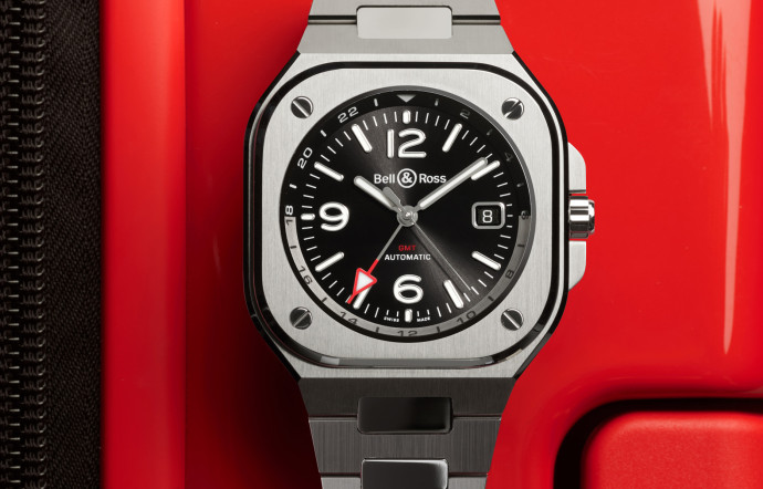 A l’instar de l’iconique collection BR 01, la ligne BR 05 est également inspirée des instruments d’aviation.