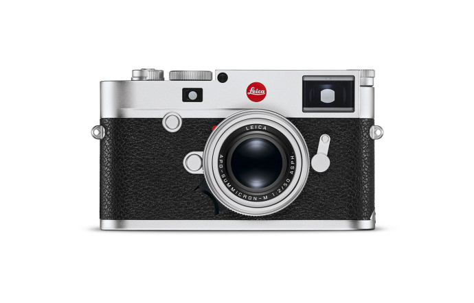 8 150 €. – 10 objets culte