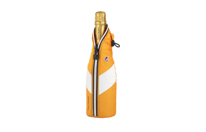 Veuve Clicquot x K-Way sur lagrandeepicerie.com, 52,50 €.