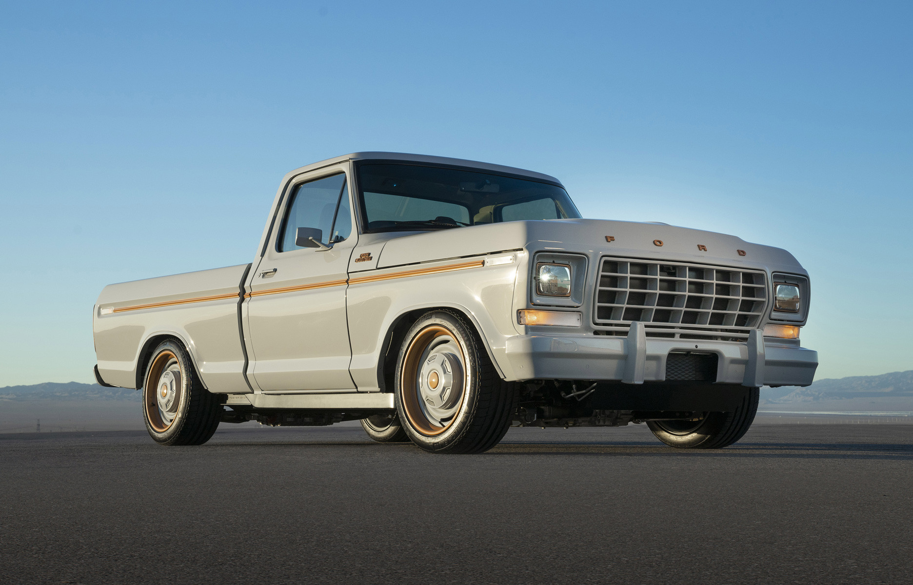 Ford F 100 eluminator concept rétrofit électrique - the good life