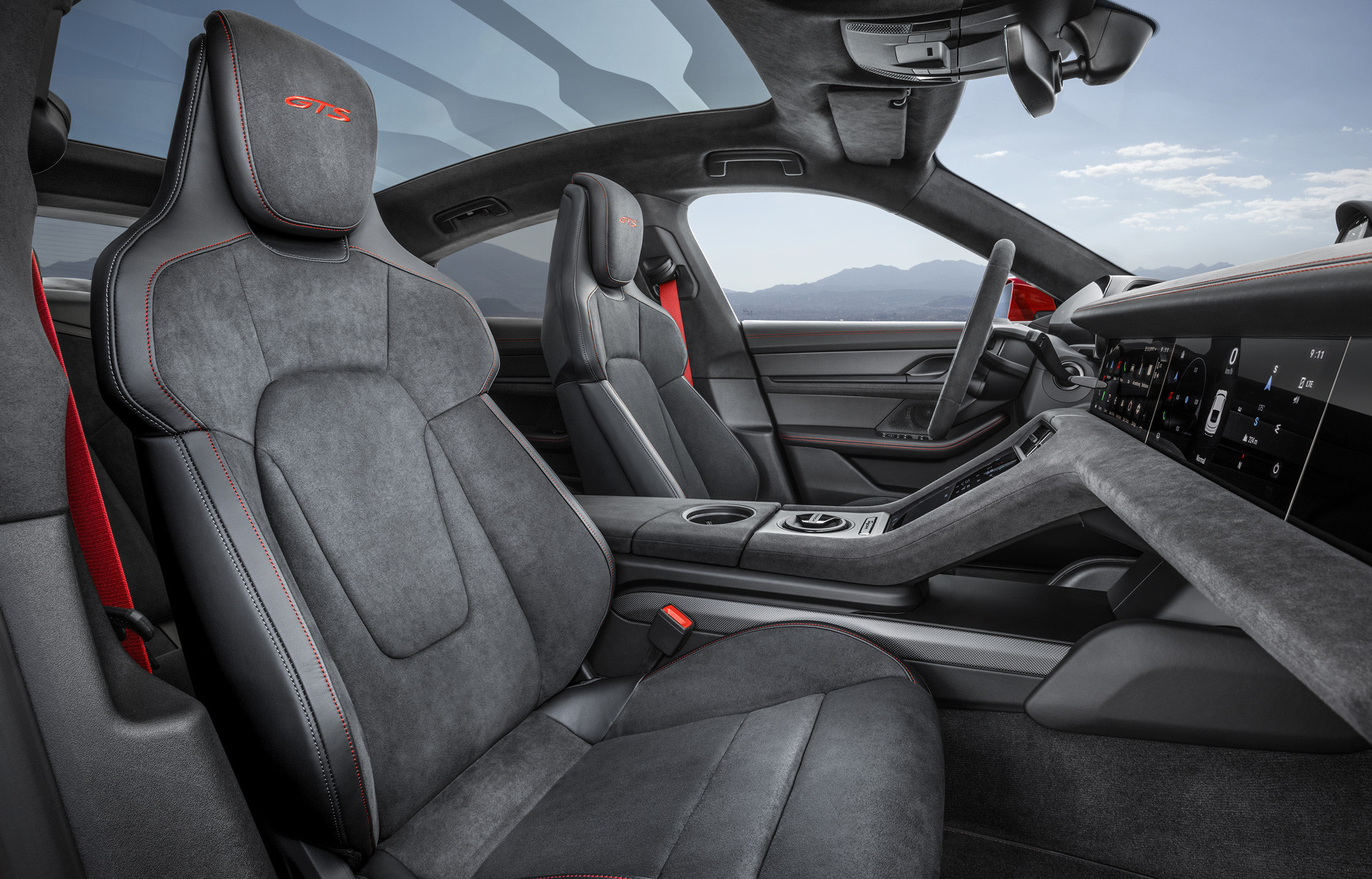 Porsche Taycan GTS voiture électrique - the good life