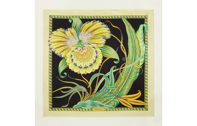 Foulard en twill de soie, printemps‑été 1993.
