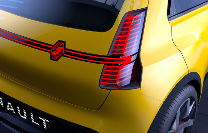 La R5 2.0, forcément électrique, remplacera la Zoe à partir de 2024.