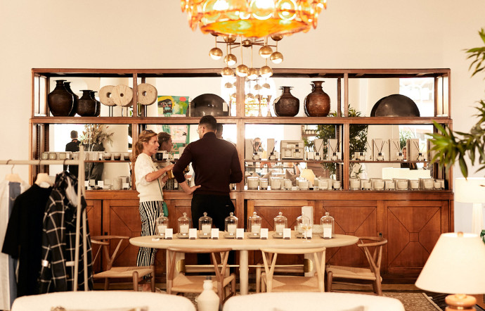 Première Soho Home inaugurée en 2016, la boutique londonienne prend place dans une ancienne chapelle datant de 1824.