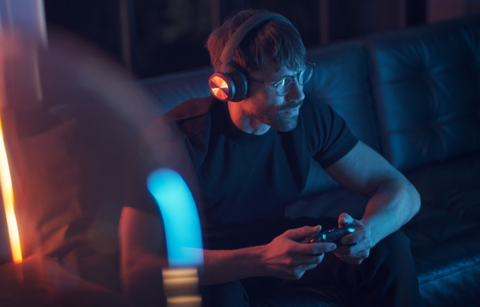 Tech Bang & Olufsen Beoplay Portal le casque des gameurs chic - the good life