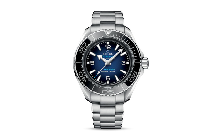 Omega, 12 100 €.