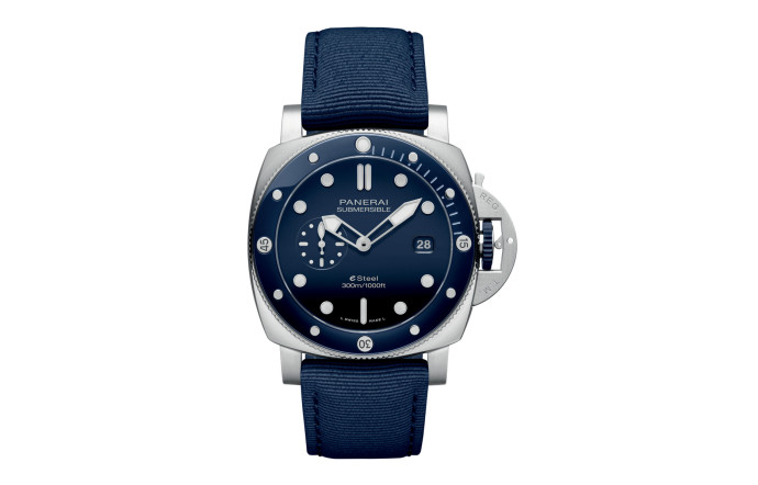 Panerai, 10 800 €. – 6 montres à cadrans bleus