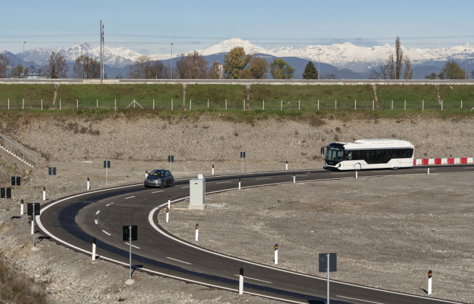 Stellantis Arena del Futuro la route qui recharge les voitures électriques - the good life
