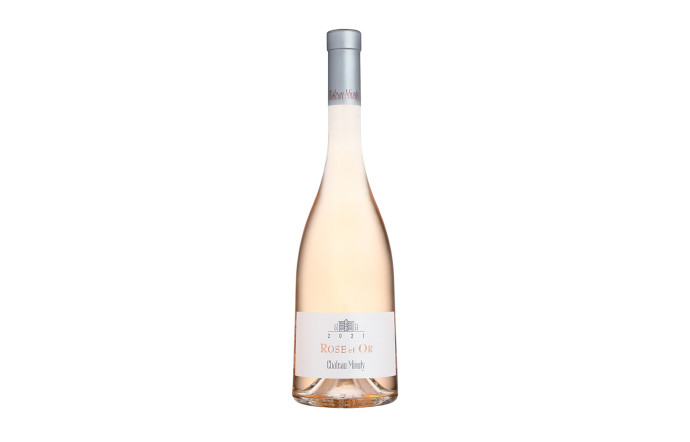 Prix : 25 €. 12 bouteilles de vin rosé pour cet été