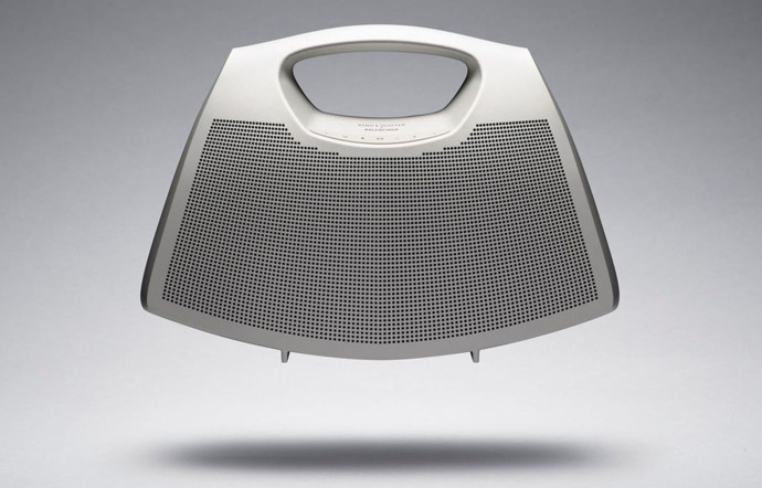 Collab un sac enceinte signé Bang & Olufsen et Balenciaga - the good life