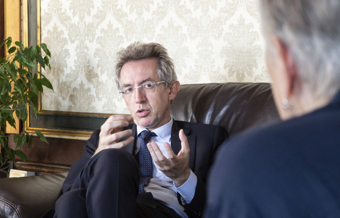 Interview 3 questions à Gaetano Manfredi maire de Naples - the good life