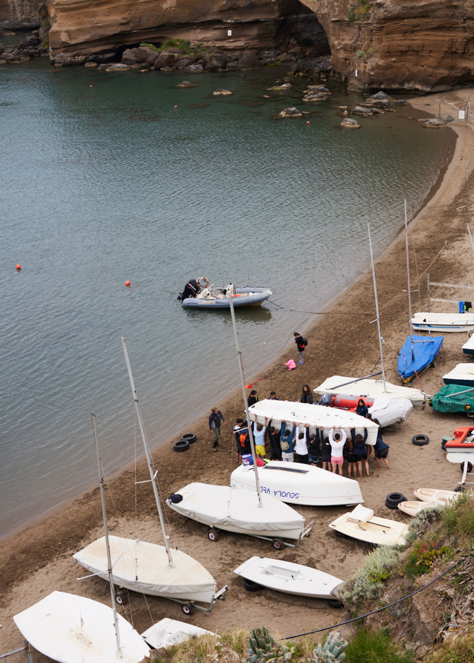 L’école de voile de Ventotene, réputée pour être l’une des meilleures d’Italie.