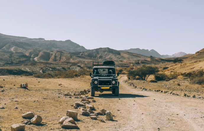 Bymoss convertit les Defender, Séries 2 et 3, de Land Rover pour les rendre électriques.