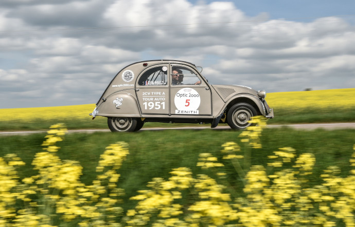 Le kit R-fit est destiné aux voitures anciennes, en priorité aux 2CV berlineou 2CV fourgonnette type.