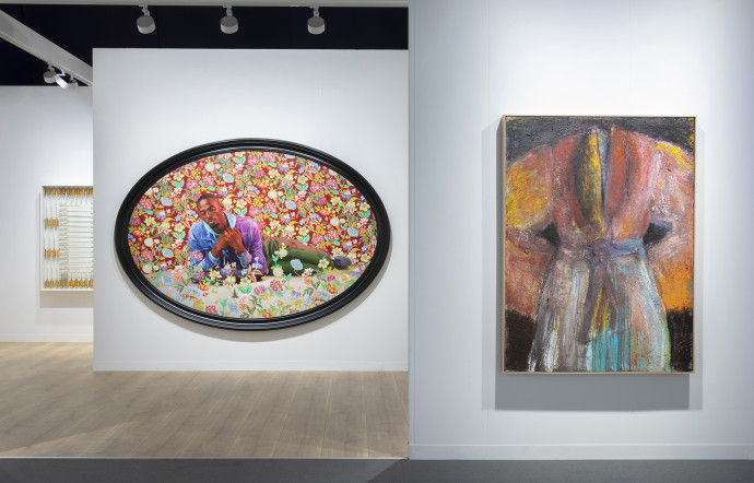 Sur le stand de la Galerie Templon, à Paris +, l’une des oeuvres « star » du salon : Christian Martyr tarcisius- Hadji Malick Gueye (2022) de Kehinde Wiley, peintre afro-américain auteur du portrait officiel de Barack Obama.