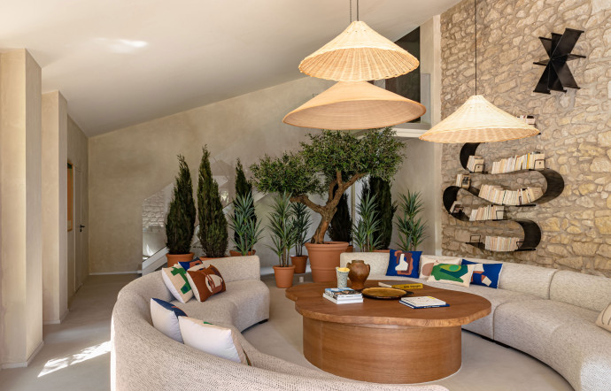 Le salon de L’étoile des Baux.