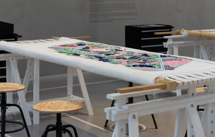 Vue d’un atelier de tissage à la Galerie du 19M.