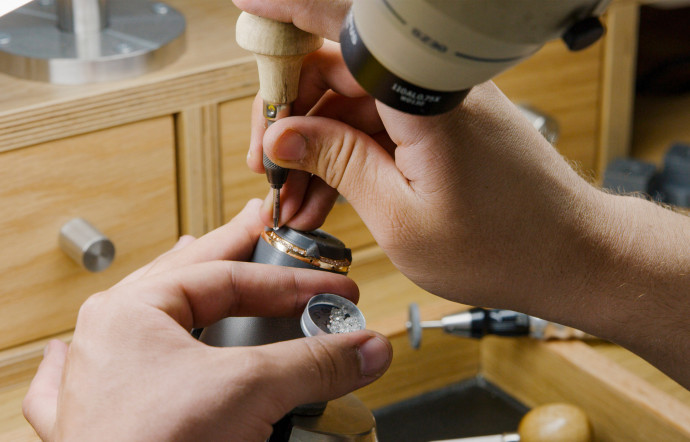 Dans les coulisses de fabrication des montres Breitling.