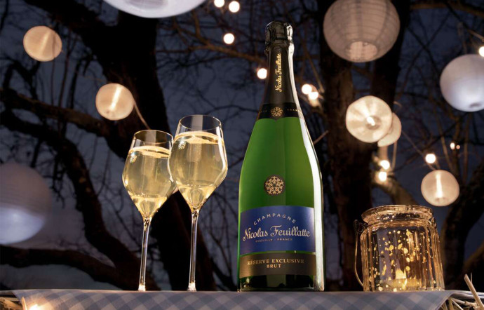 La Réserve exclusive brut, cuvée emblématique de la maison qui réunit tous les territoires de la Champagne. @Emmanuel Nguyen Ngoc