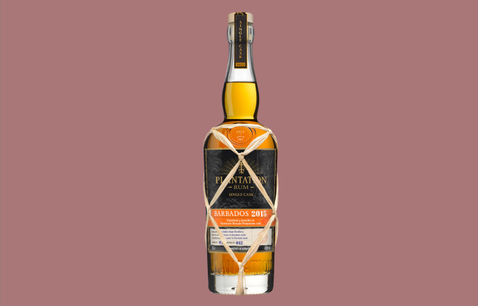 La bouteille de Plantation Rum Barbados 2015.
