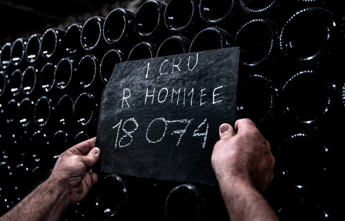 Le champagne Roger Coulon, une histoire de famille… Et loin des « buveurs d’étiquette ! »