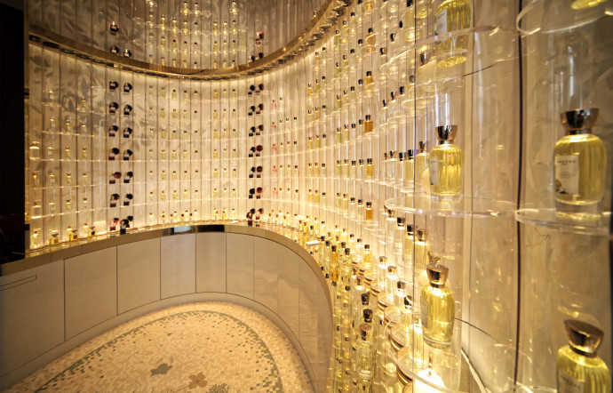 L’industrie du parfum fait face à une conjoncture compliquée lui soufflant des réponses pleines de promesses sur le plan écologique, France, 2023 - The Good Life