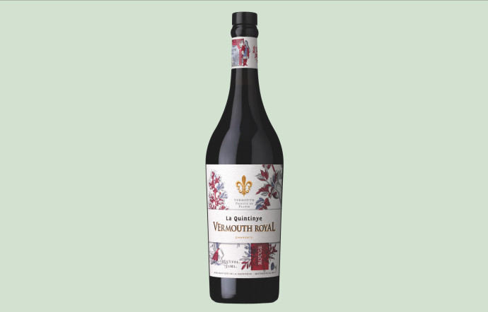 Le vermouth revient en force en France, à travers la scène mixologiste. The Good Life a sélectionné 6 bouteilles singulières, Paris, France, 2023 - The Good Life