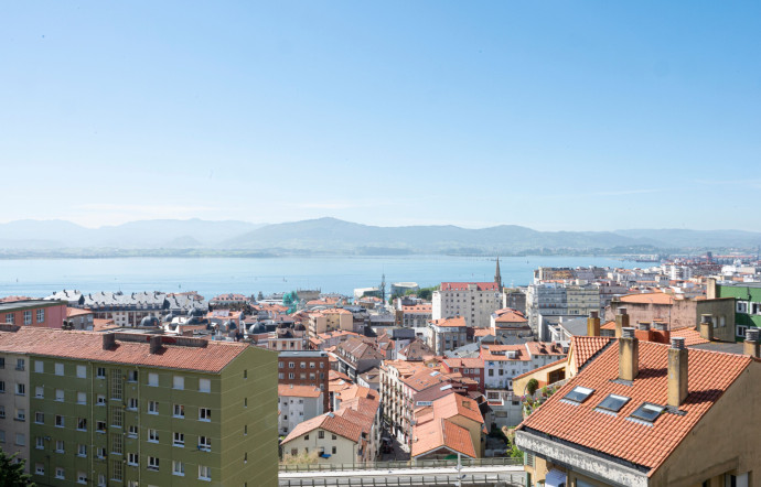 Pour The Good Life, la maire de la ville de Santander, Gema Igual Ortiz, a ouvert les portes de l’ayuntamiento, 2023 - The Good Life