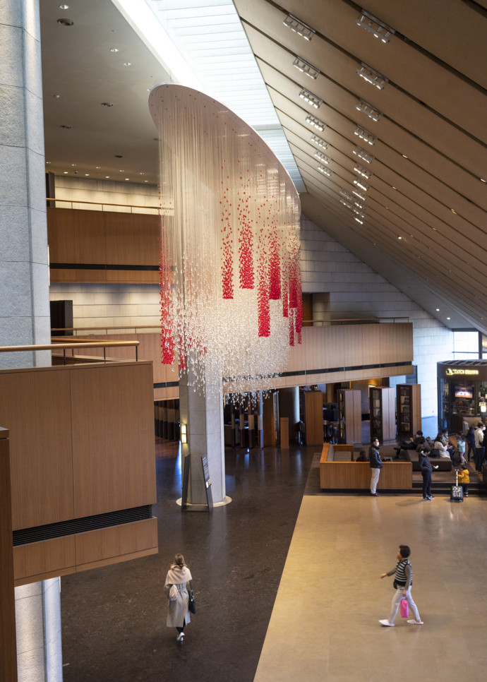 En 2019, l’établissement est le premier hôtel 5 étoiles sud-coréen à rejoindre la liste prisée du guide international de voyage Forbes.