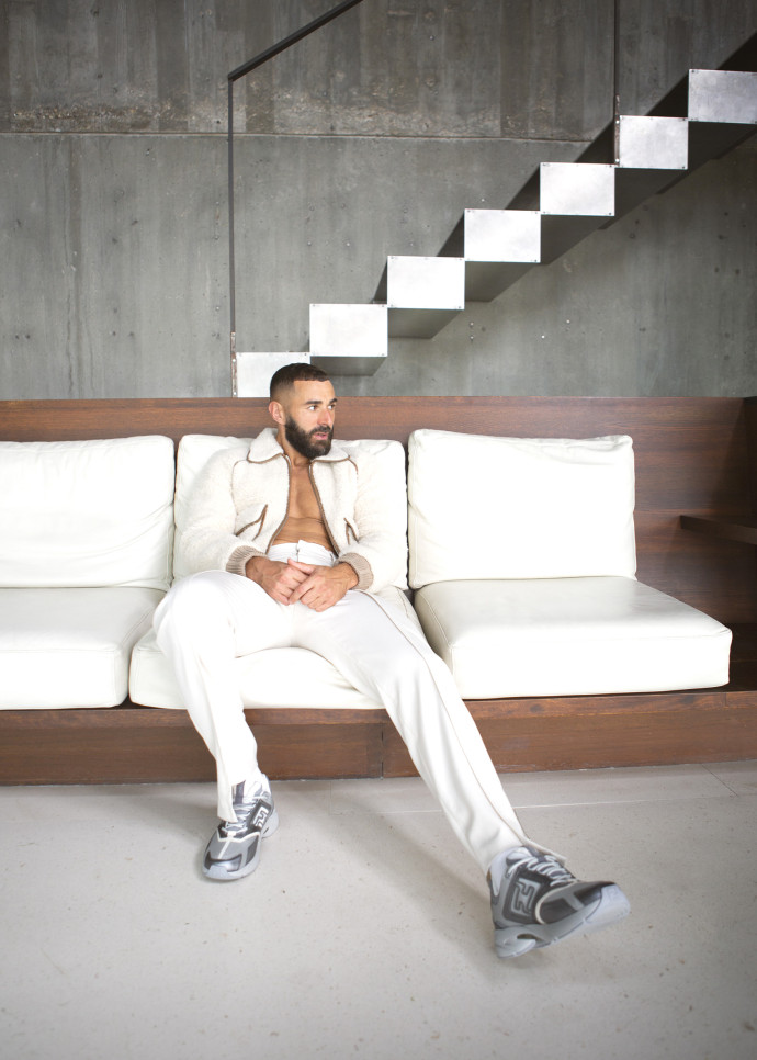 Karim Benzema incarne la marque Fendi.