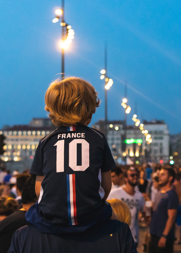 Le maillot fait sa première apparition dans la mode en 2014.