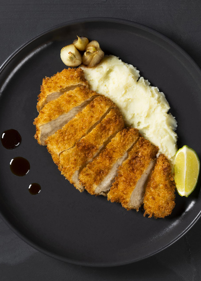 Super Meat travaille notamment sur la production de poulet cultivé, ici cuisiné et accompagné d’une purée de pommes de terre.