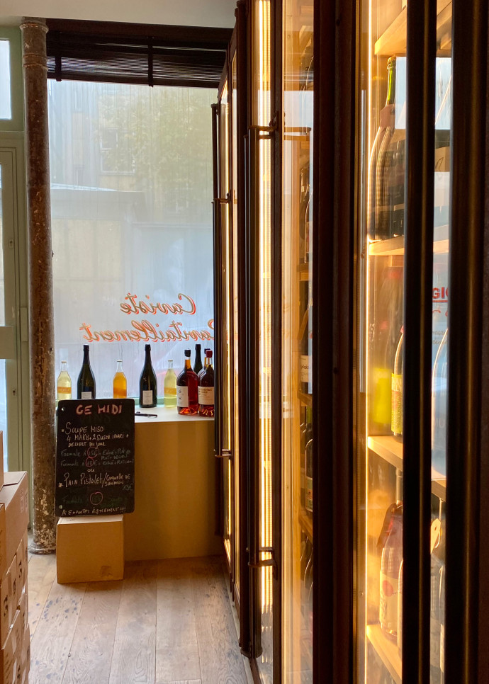 À l’intérieur du bar à vin Giclette.
